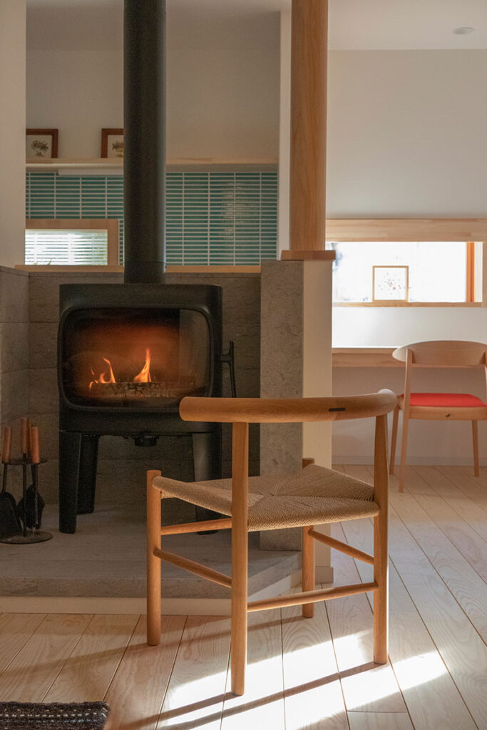 移住により出会えた、薪ストーブのある豊かな毎日