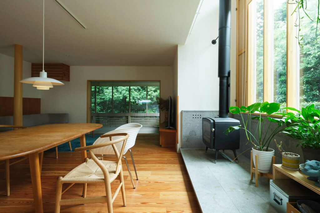 季節を住まいに迎える。四季のうつろいとともにある暮らし